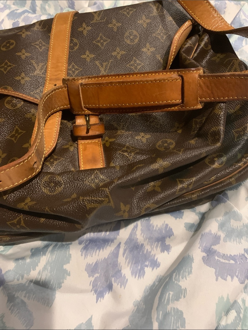 Louis Vuitton Brown Monogram Canvas Duffel with Tan Leather Trim and Straps - Picture 5 of 16